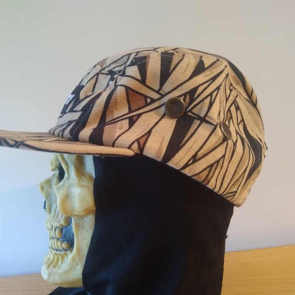 Supreme Box Logo Strap Back Hat - Picture 3 of 7